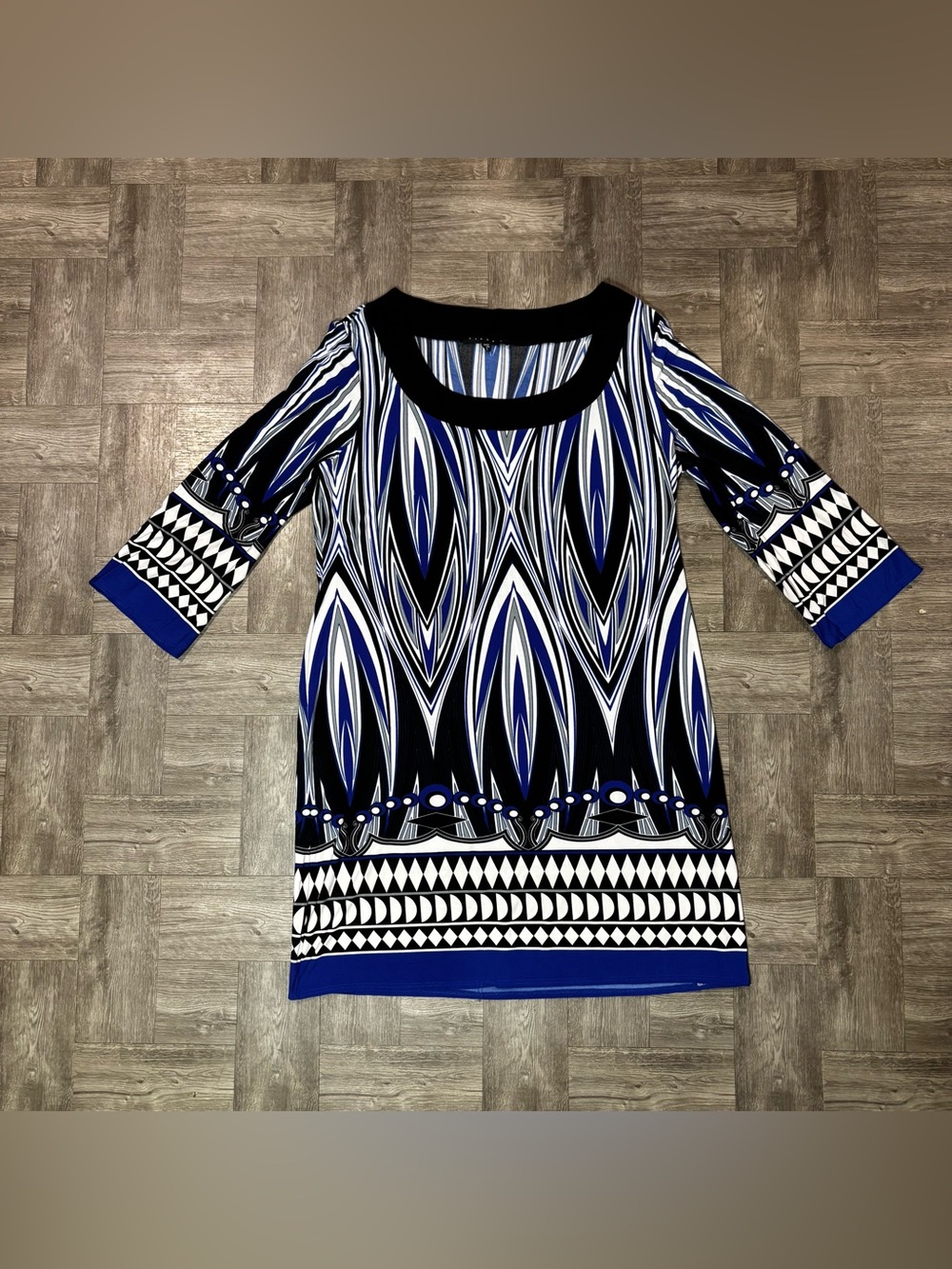 Tiana B. Dress Size XL